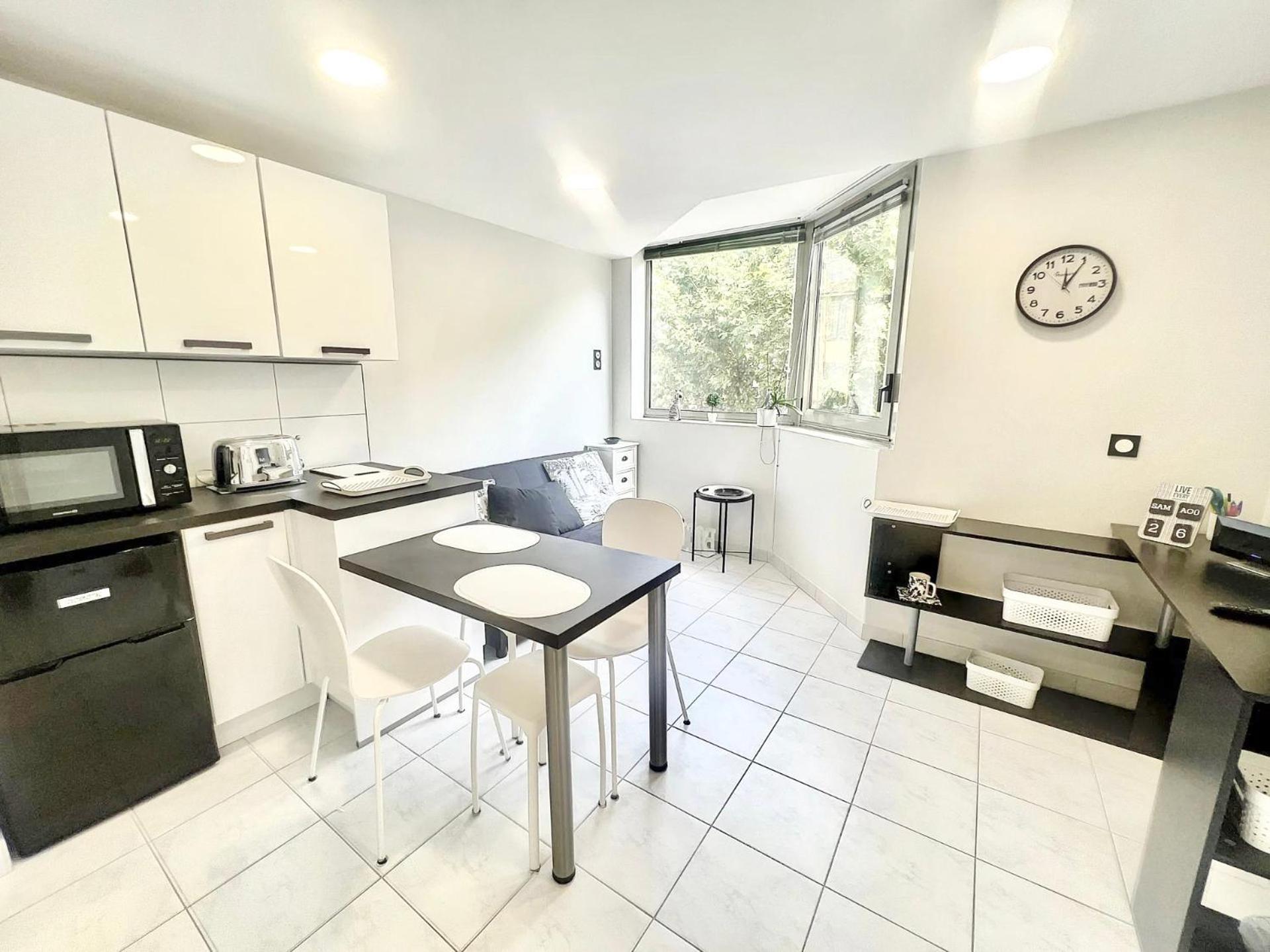 Appartement 2P Avec Piscine A 150 M Plage Proche Palais Cannes Luaran gambar