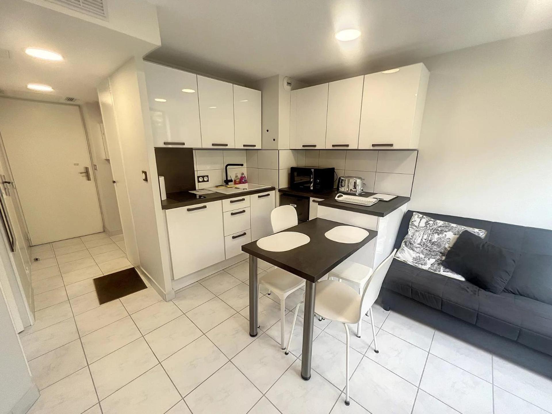 Appartement 2P Avec Piscine A 150 M Plage Proche Palais Cannes Luaran gambar